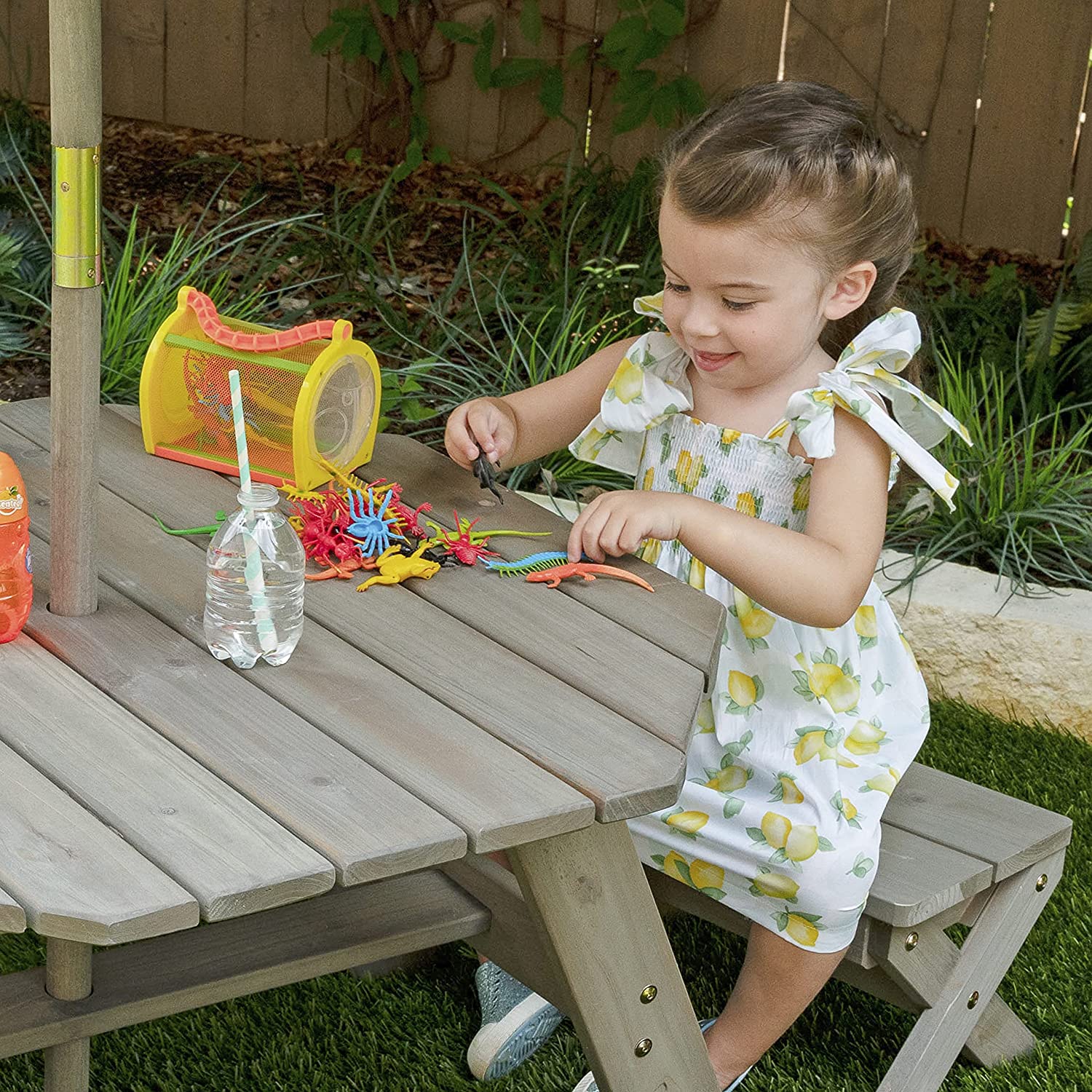 Детская садовая мебель: 4 скамьи, стол-пикник, зонт, цвет бежево-коричневый  